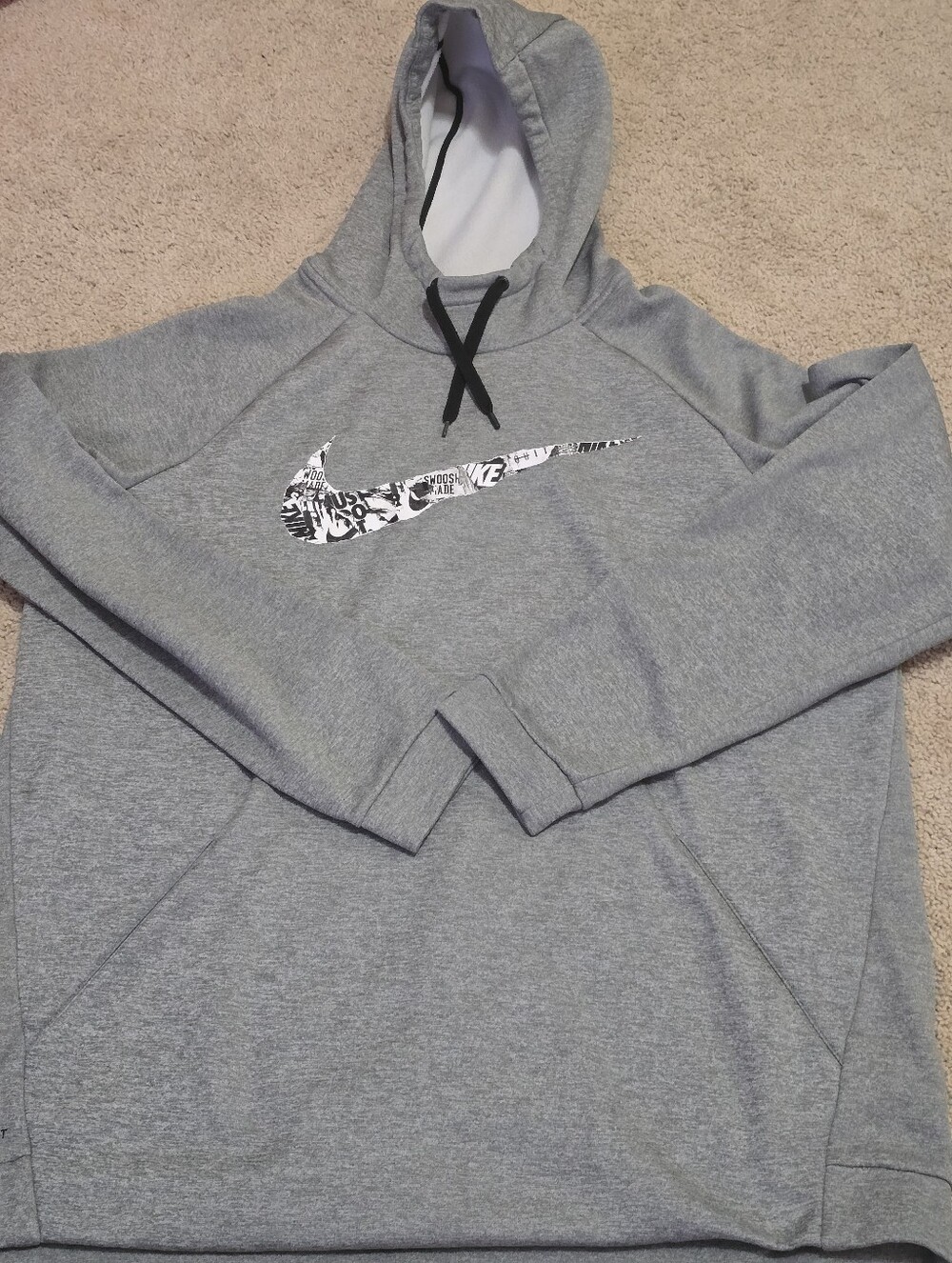 Nike Men’s Gray Swoosh Pullover Hoodie